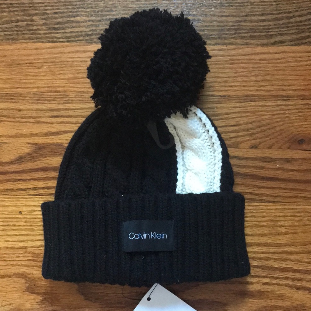 Calvin Klein knit Pom Hat